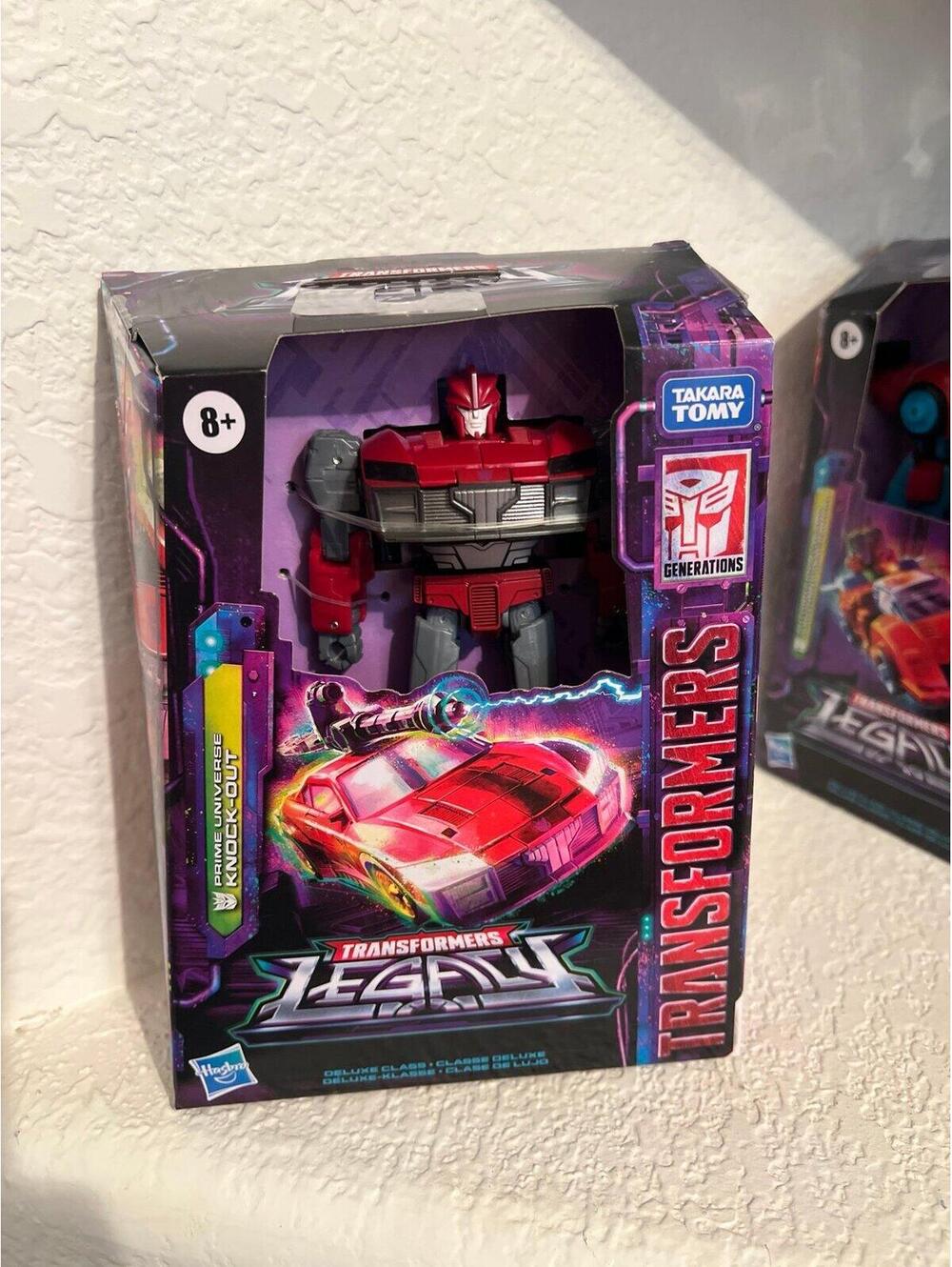 TRANSFORMERS LEGACY PRIME UNIVERSE KNOCK OUT